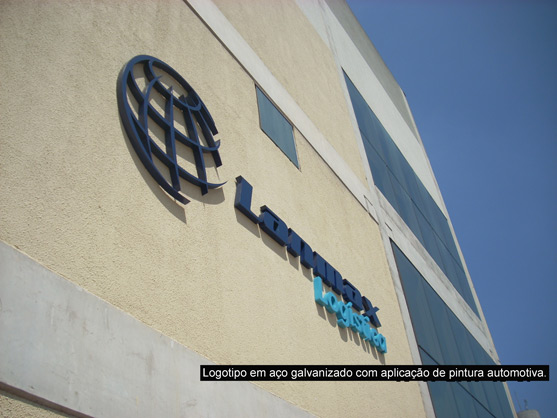 Letreiros, letras caixa, letras bloco, letras em aço inox.