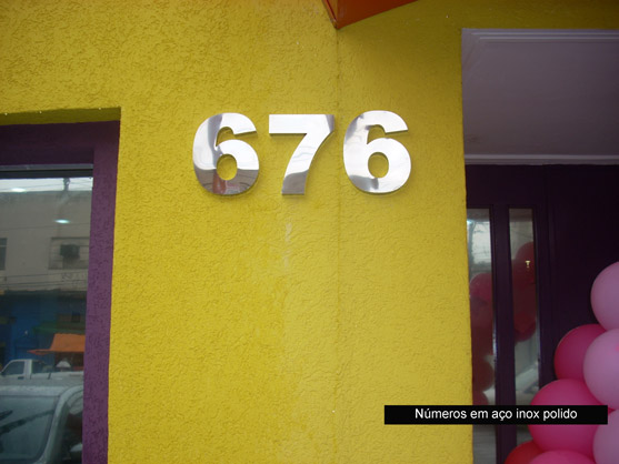 Letreiros, letras caixa, letras bloco, letras em aço inox.