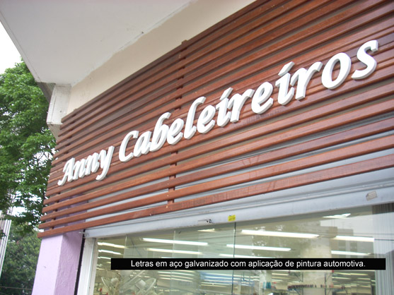 Letreiros, letras caixa, letras bloco, letras em aço inox.