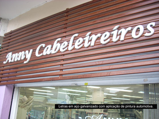 Letreiros, letras caixa, letras bloco, letras em aço inox.