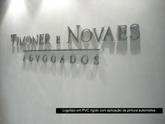 Letreiros, letras caixa, letras bloco, letras em aço inox.