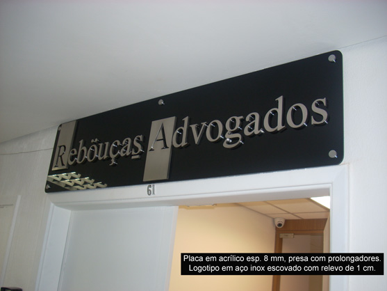 Letreiros, letras caixa, letras bloco, letras em aço inox.