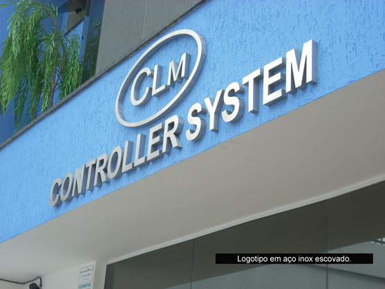 Letreiros, letras caixa, letras bloco, letras em aço inox.