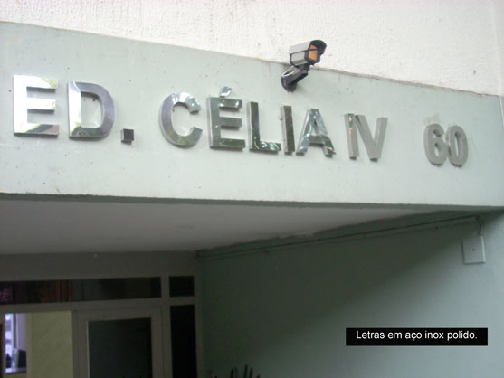 Letreiros, letras caixa, letras bloco, letras em aço inox.