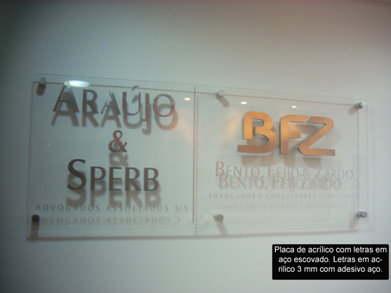 Letreiros, letras caixa, letras bloco, letras em aço inox.