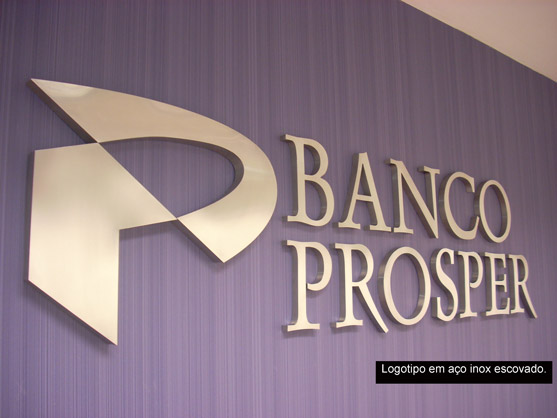 Letreiros, letras caixa, letras bloco, letras em aço inox.