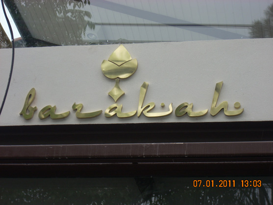 Letreiros, letras caixa, letras bloco, letras em aço inox.