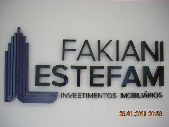 Letreiros, letras caixa, letras bloco, letras em aço inox.