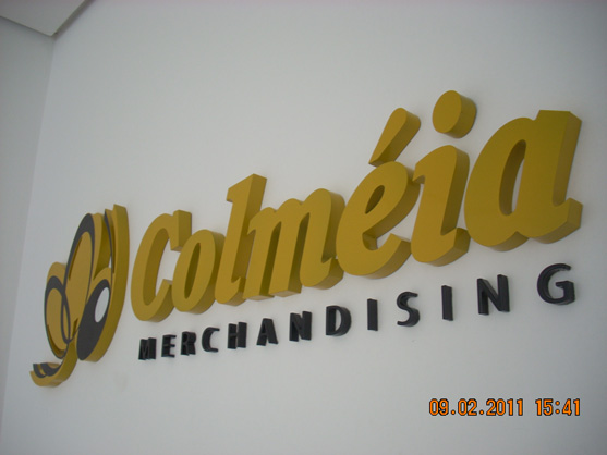 Letreiros, letras caixa, letras bloco, letras em aço inox.