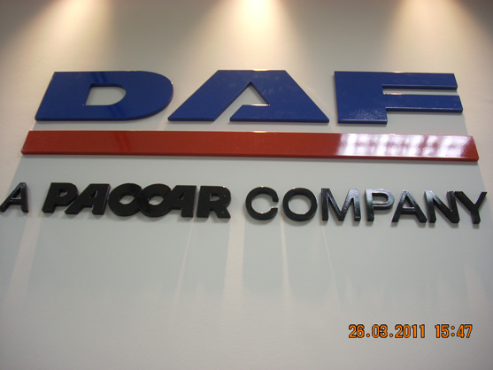 Letreiros, letras caixa, letras bloco, letras em a&ccedil;o inox.