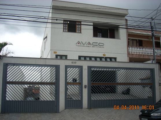 Letreiros, letras caixa, letras bloco, letras em aço inox.