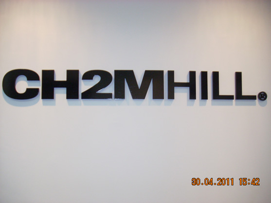 Letreiros, letras caixa, letras bloco, letras em aço inox.